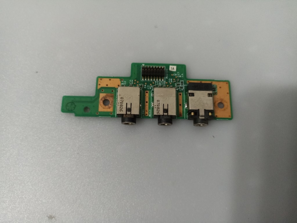 48.4W603.011 MEDİON MD 96350 MODEL NOTEBOOK SES SOKET KARTI