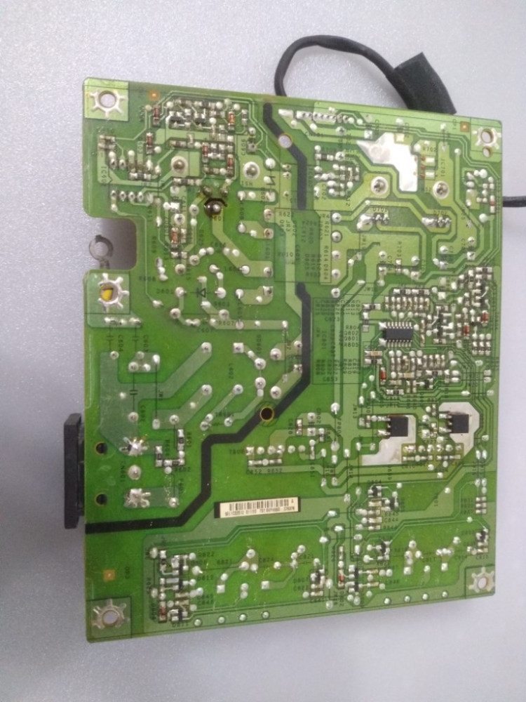 4H.L2E02.A35 BENQ FP71G (Q9T4) MODEL LCD MONİTÖR 17INC POWER BOARD
