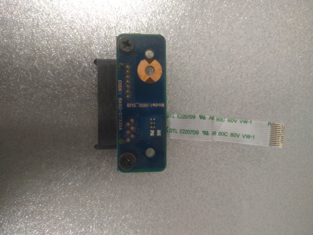 BA92-07335A SAMSUNG NP-RV509 MODEL NOTEBOOK DVD SATA KONNEKTÖR 