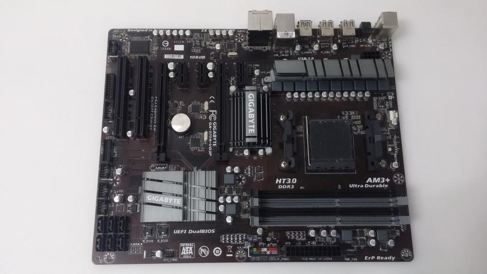 GIGABYTE GA-970A-UD3P MODEL MASAÜSTÜ ANAKART 