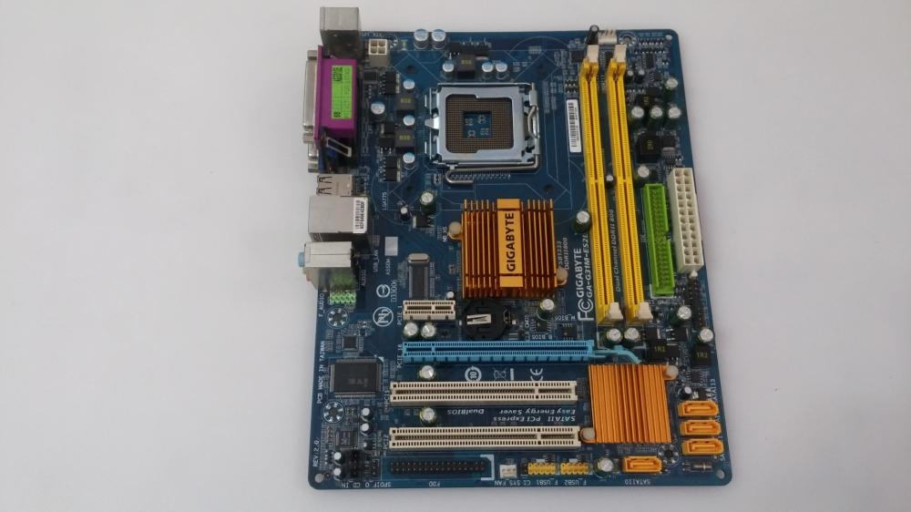 GIGABYTE GA-G31M-ES2L MODEL MASAÜSTÜ ANAKART 