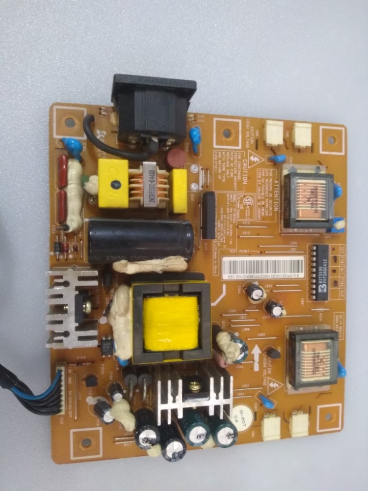 IP-35135A SAMSUNG 710VS MODEL LCD MONİTÖR 17INC POWER BOARD