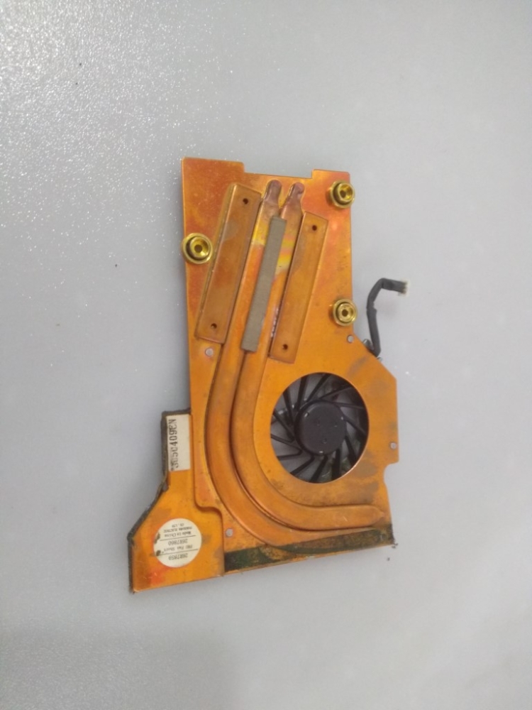 MCF-205AM05 IBM 2376-BY5 MODEL NOTEBOOK CPU FAN 