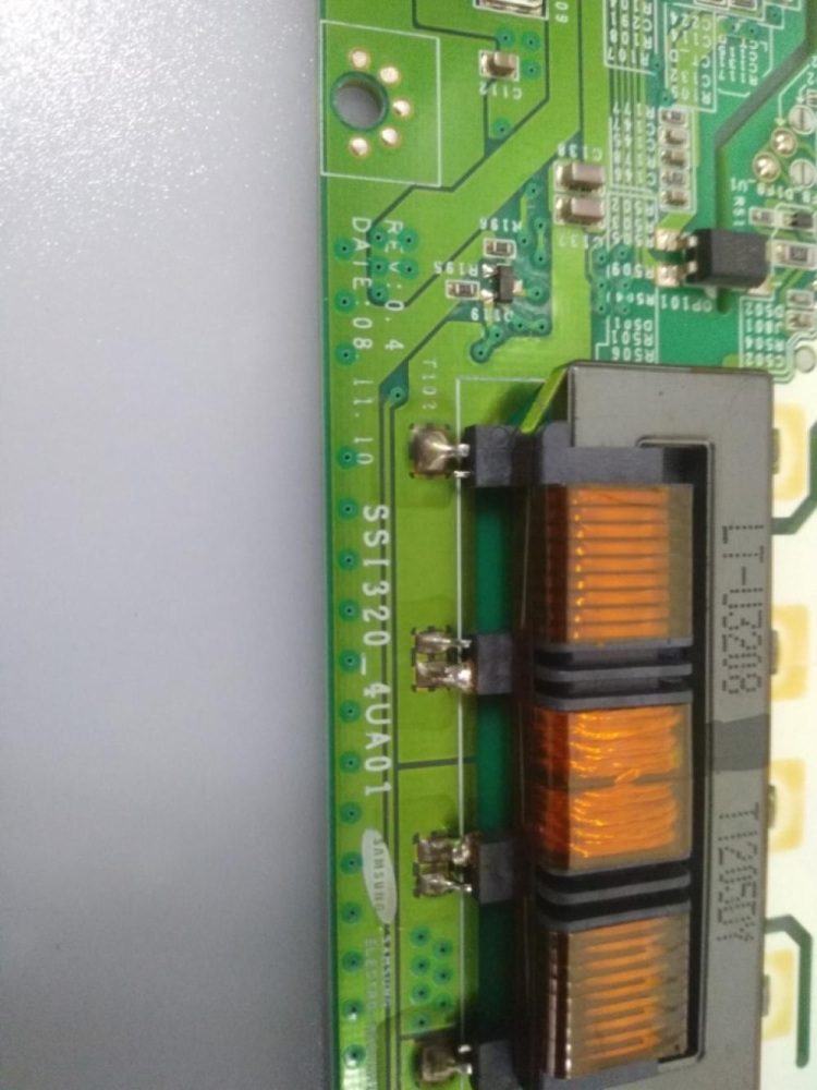 SSI320_4UA01 REV:0.4 ARÇELİK A32-LCH-0B MODEL LCD TV 32" İNVERTER 