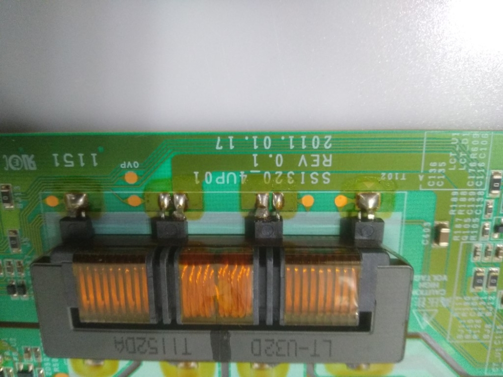 SSI320_4UP01 REV0.1 SEG 32900 MODEL LCD TV 32" İNVERTER BOARD