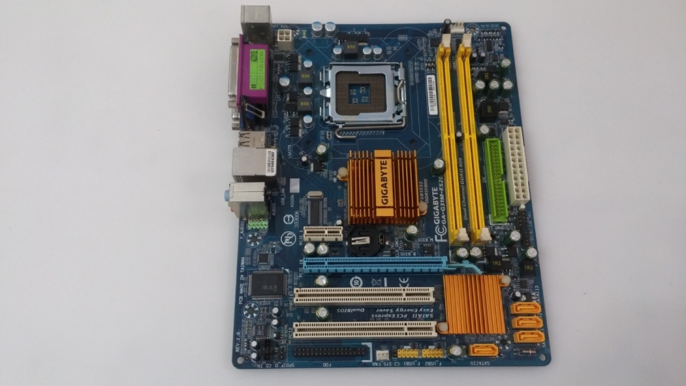 GIGABYTE GA-G31M-ES2L REV:2.0 MODEL MASAÜSTÜ BİLGİSAYAR ANAKART MAINBOARD